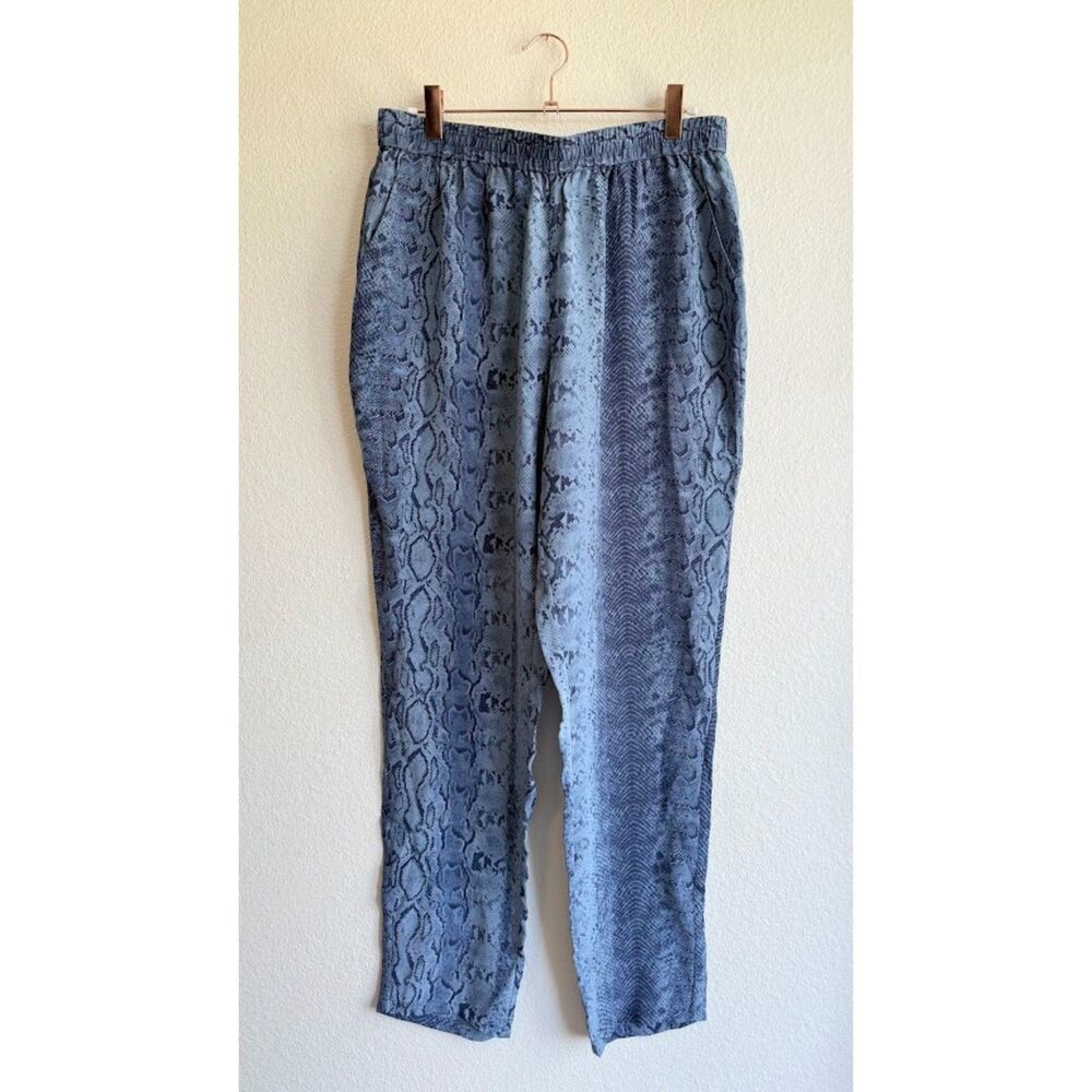 Joie 100% Silk Talina B Jogger Pants in Dark Navy Snakeskin Print size M NWT
